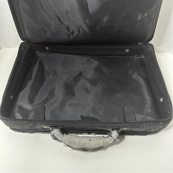 Vintage Gucci Suitcase - Picture 8 of 10
